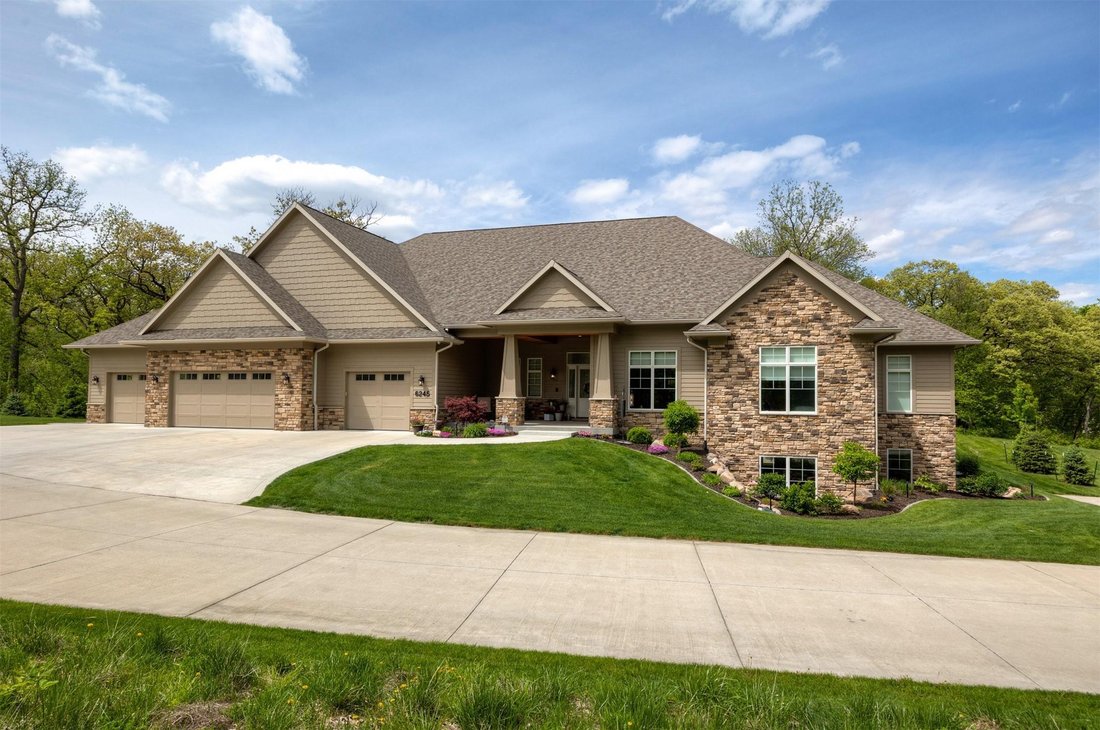 House in Johnston, Iowa, United States 2 - 17860043