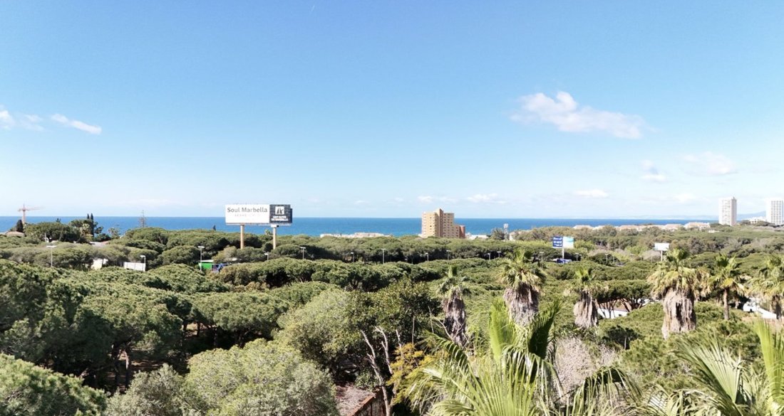 Land in Elviria-Cabopino, Marbella, Spain 2 - 17860231