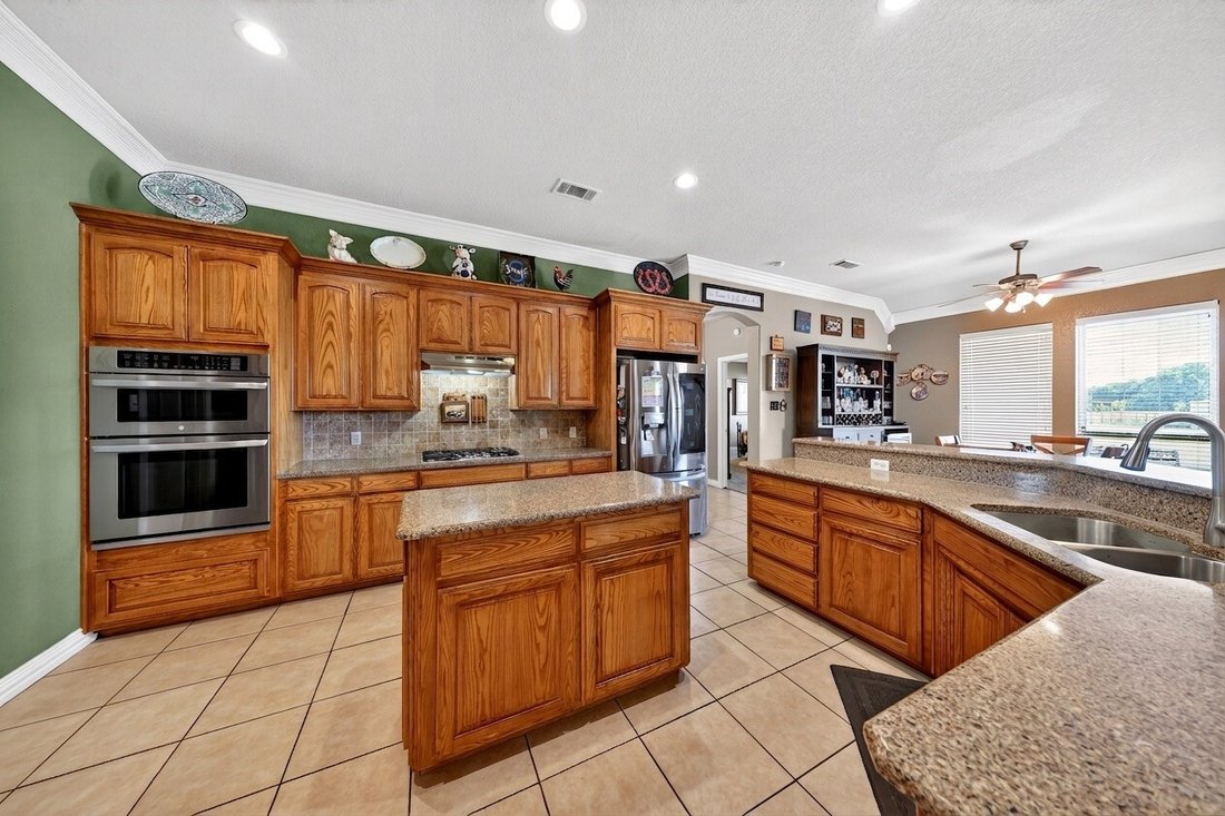 House in Cleburne, Texas, United States 3 - 17859628