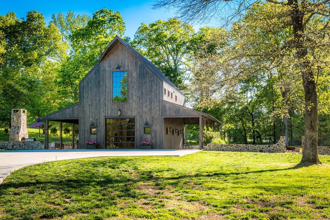 House in Dickson, Tennessee, United States 2 - 17859630