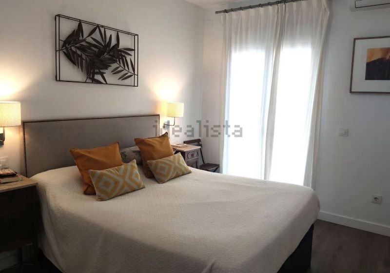 House in Los Remedios, Seville, Spain 1 - 17234126