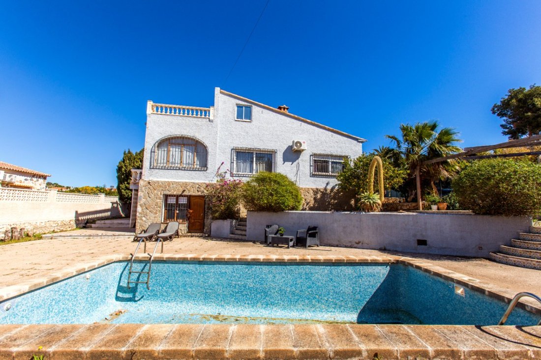 Villa in Calp / Calpe, Valencian Community, Spain 2 - 17859183