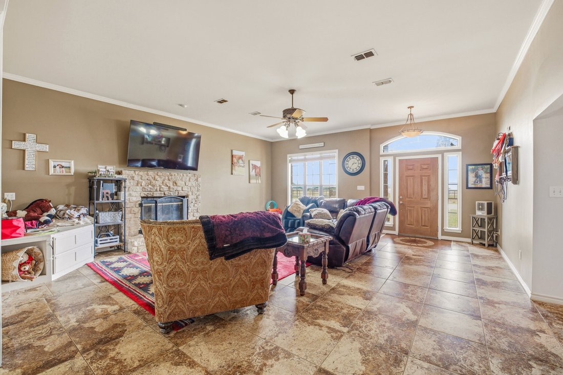 House in Bluff Dale, Texas, United States 4 - 17334778