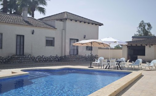 Townhouse in Catral, Valencian Community, Spain 1