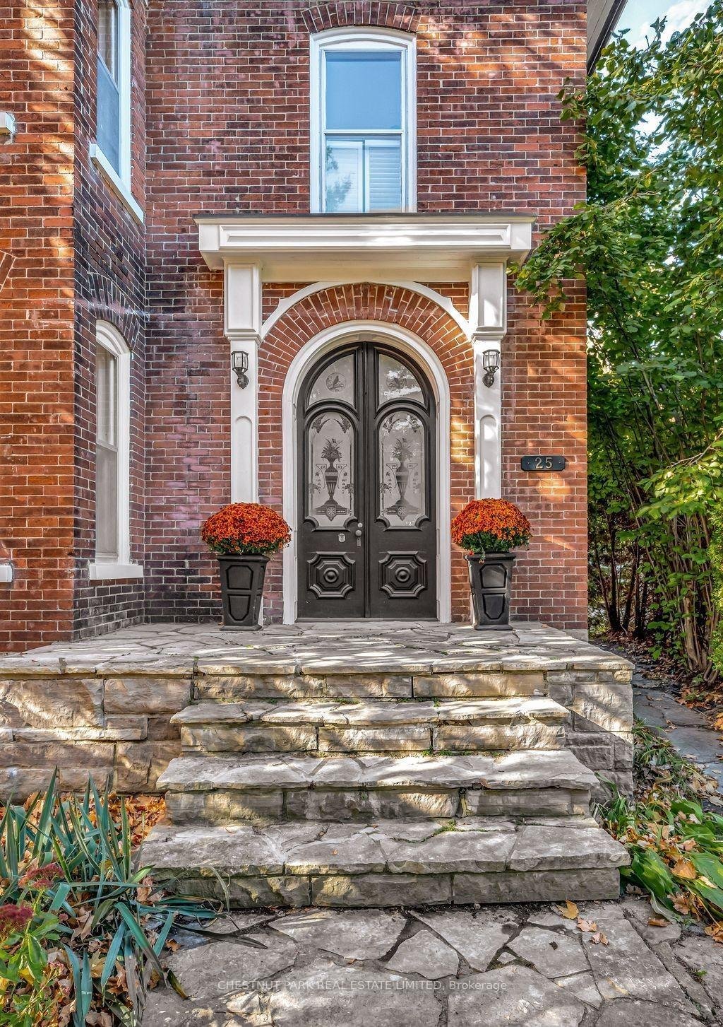 House in Picton, Ontario, Canada 5 - 17859441