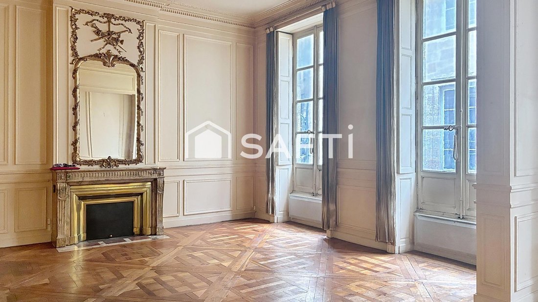 Apartment in Hôtel de Ville-Quinconce-Saint Seurin-Fondaudège, Bordeaux, France 1 - 17860607