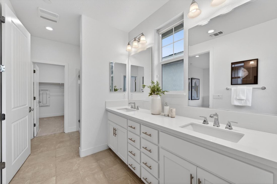 Condo in Castro Valley, California, United States 4 - 17859388