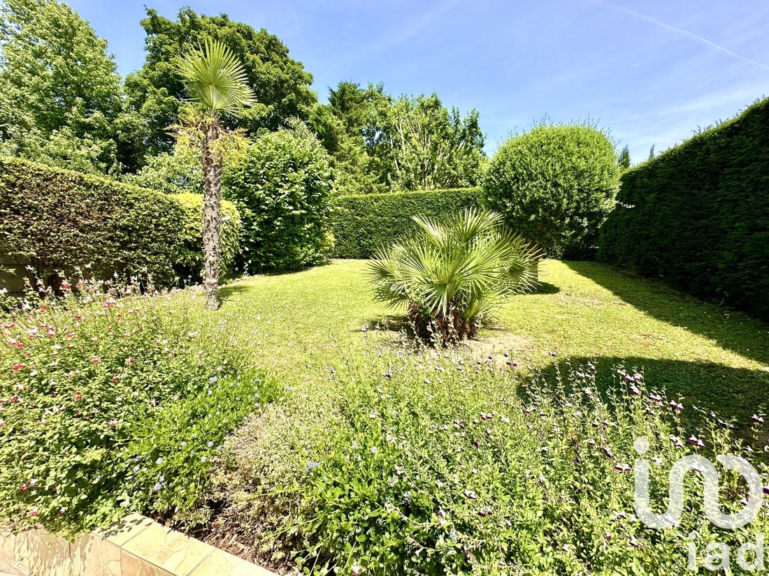 House in Cachan, Ile-de-France, France 1 - 17859580