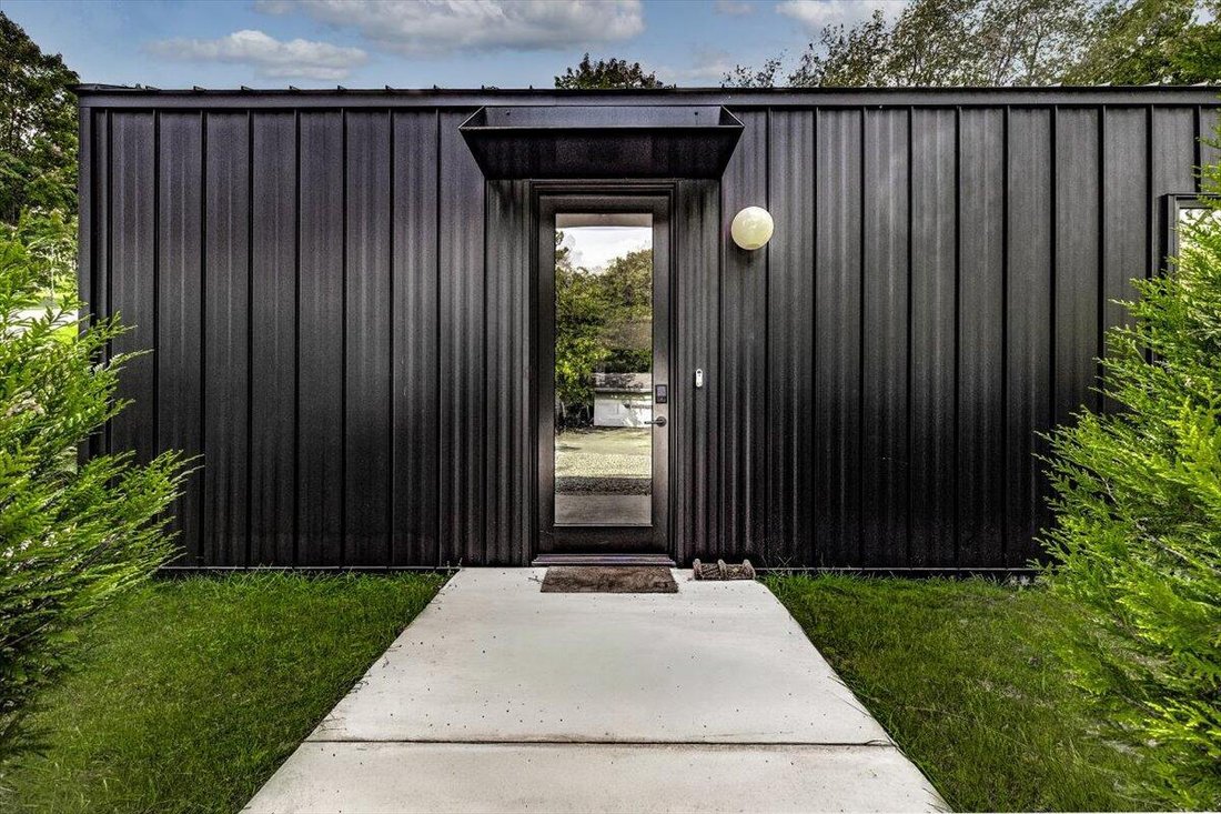 House in Three Oaks, Michigan, United States 3 - 17859466