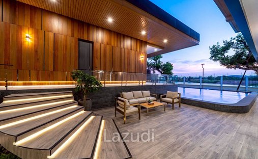 Villa in Pattaya, Chon Buri, Thailand 1