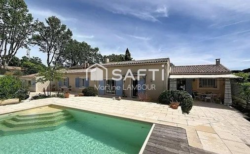 House in Paradou, Provence-Alpes-Côte d'Azur, France 1