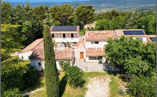 House in Bonnieux, Provence-Alpes-Côte d'Azur, France 1
