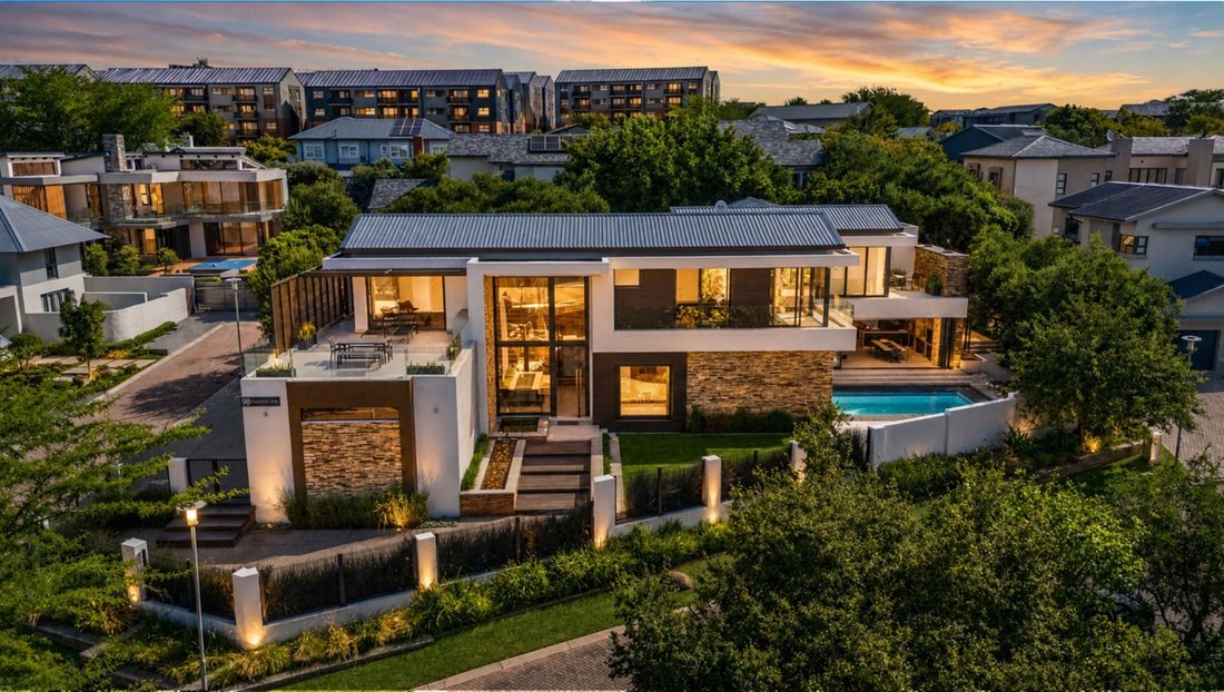 House in Sandton, Gauteng, South Africa 1 - 17860142