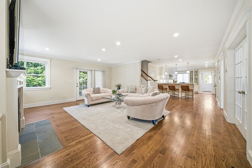 House in Wellesley, Massachusetts, United States 4 - 17859589