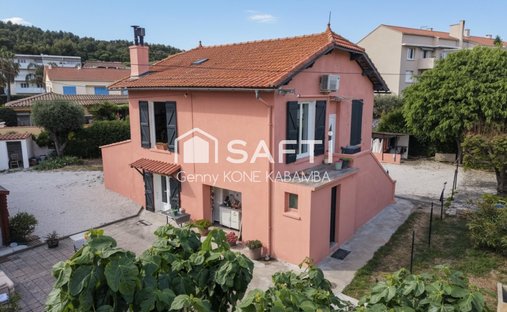 House in Le Fort, Six-Fours-les-Plages, France 1