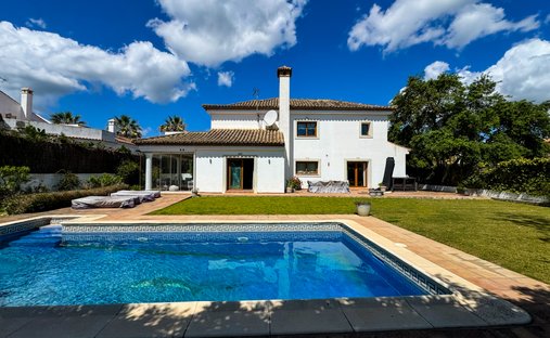 Villa in Sotogrande, San Roque, Andalusia 1