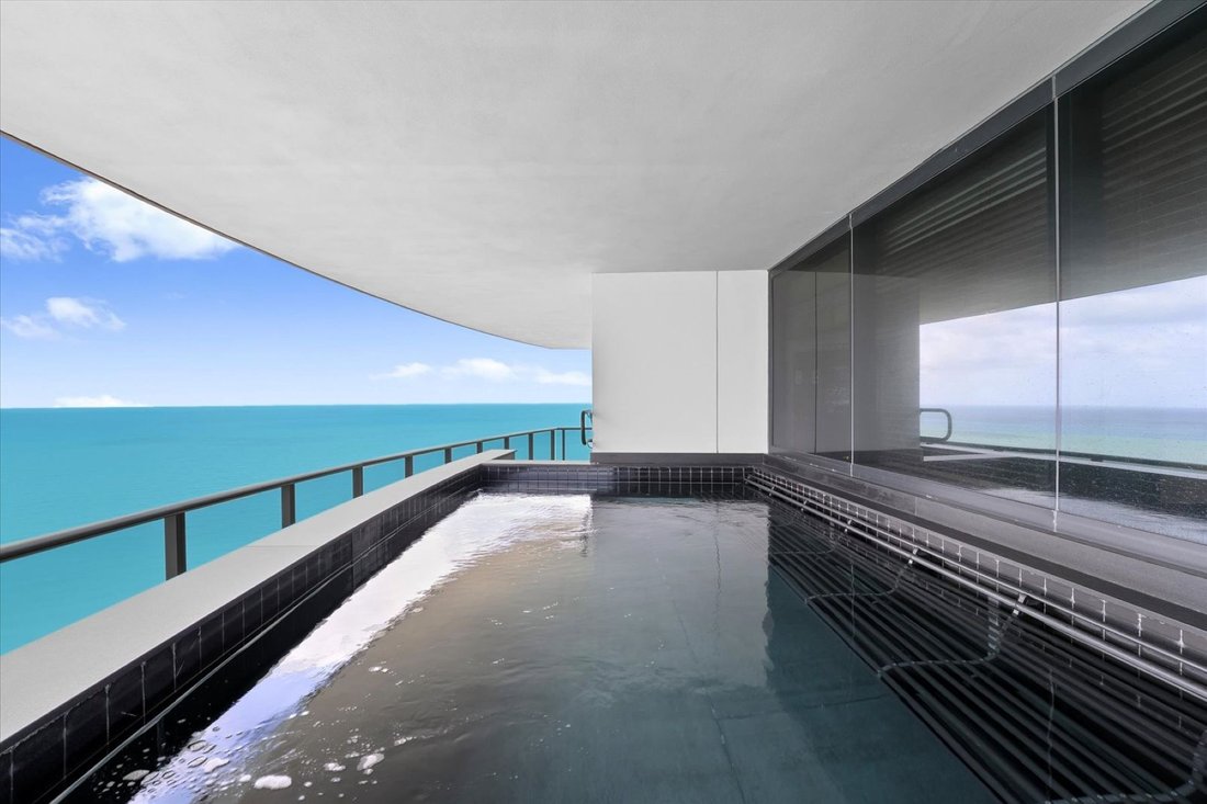 Condo in Sunny Isles Beach, Florida, United States 2 - 17860307