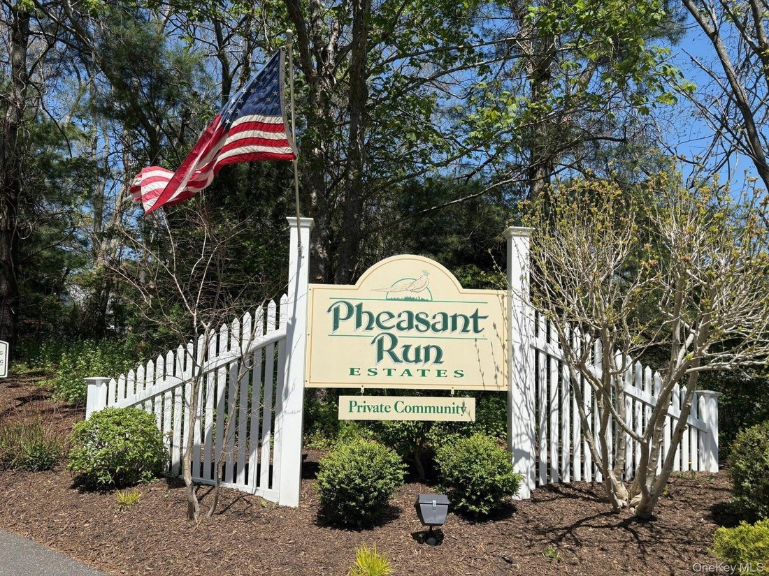 Condo in Greenport West, New York, United States 1 - 17860277
