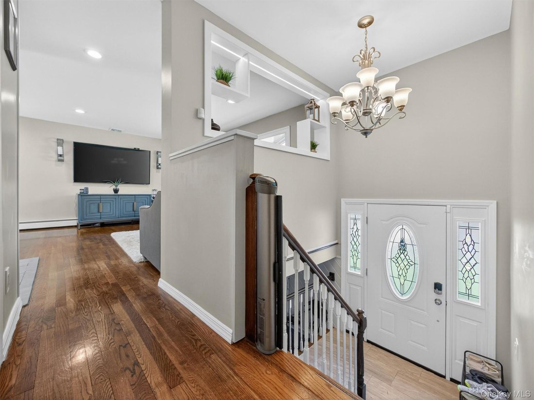 House in New City, New York, United States 4 - 17860271