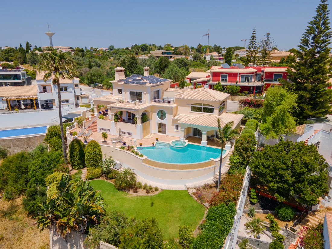 Villa in Praia da Luz, Algarve, Portugal 1 - 17860490