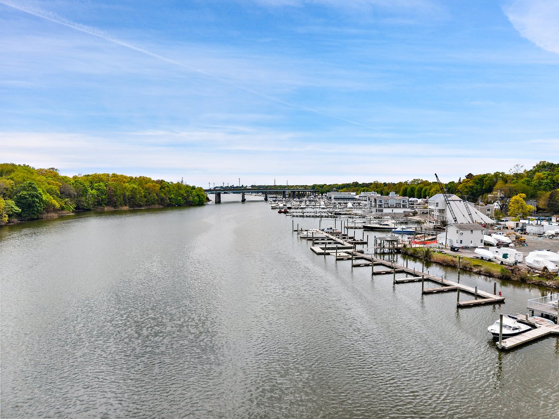 Condo in Greenwich, Connecticut, United States 4 - 17860394