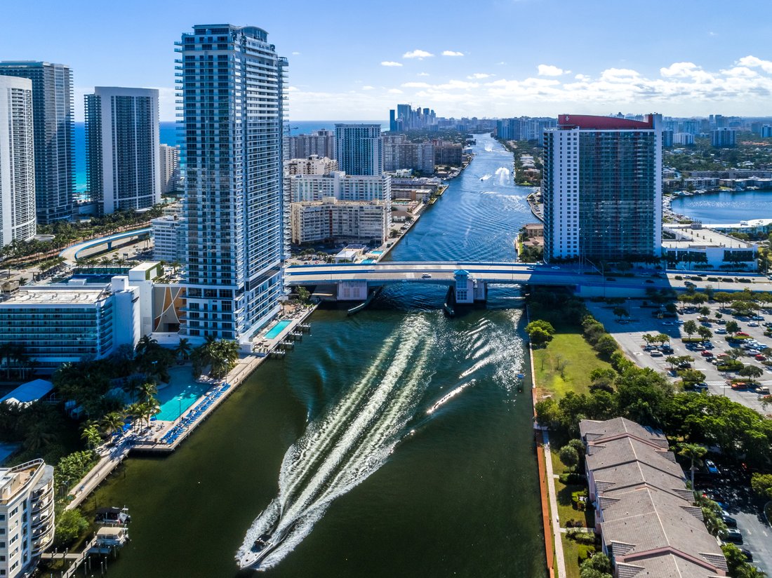 Condo in Hollywood, Florida, United States 2 - 17860459