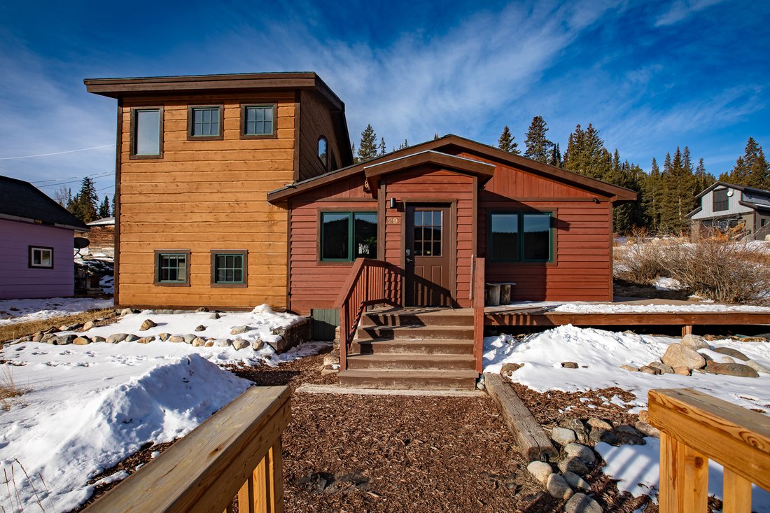 Alma, Colorado, United States 1 - 17860390