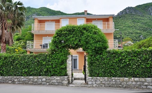 Haus in Donji Stoliv, Kotor Municipality, Montenegro 1