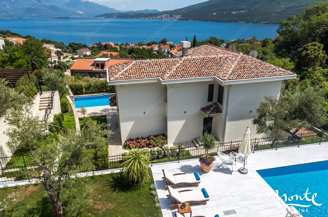 Villa in Đenovići, Herceg Novi Municipality, Montenegro 3 - 17861621