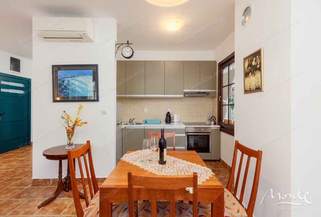 Apartment in Kostanjica, Montenegro 5 - 17862010