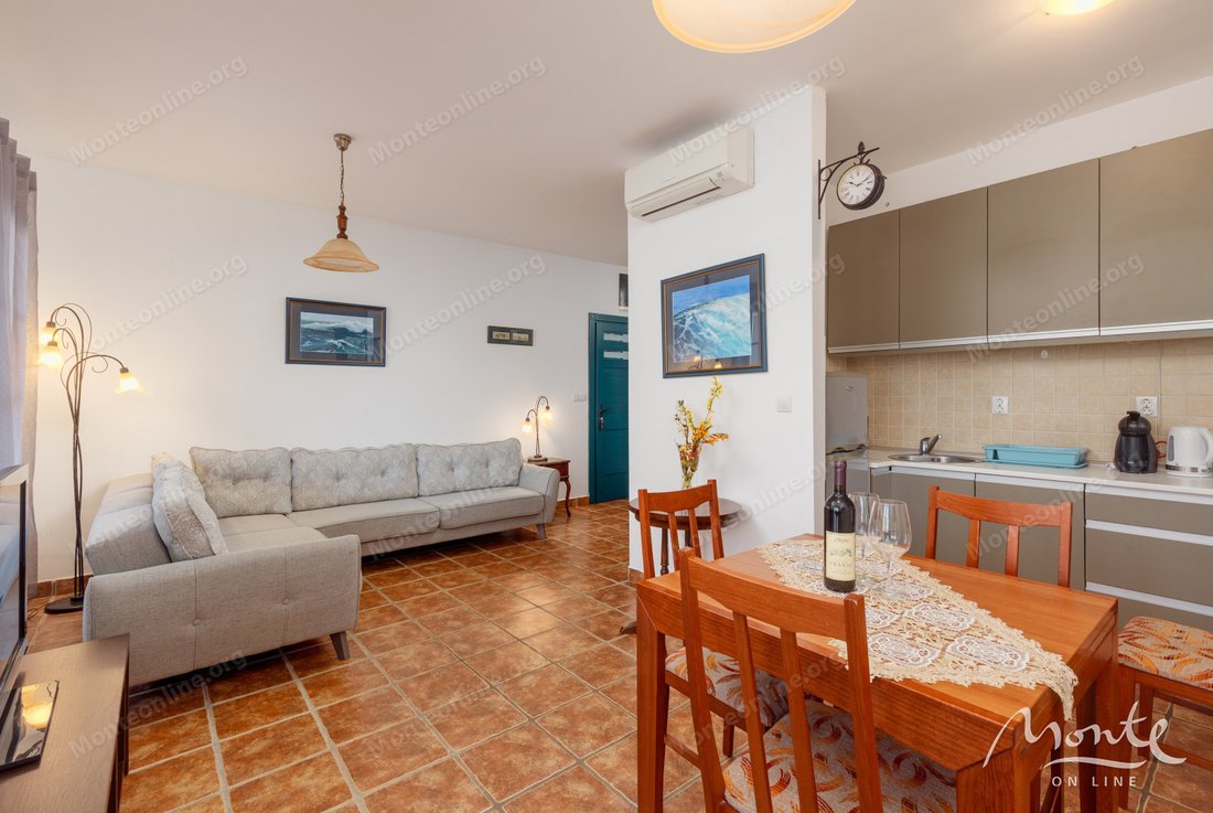 Apartment in Kostanjica, Montenegro 4 - 17862010