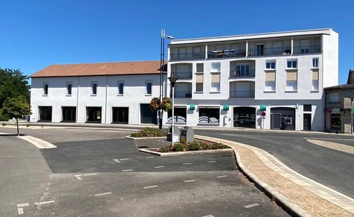 Estate in Biars-sur-Cere, Occitania, France 1
