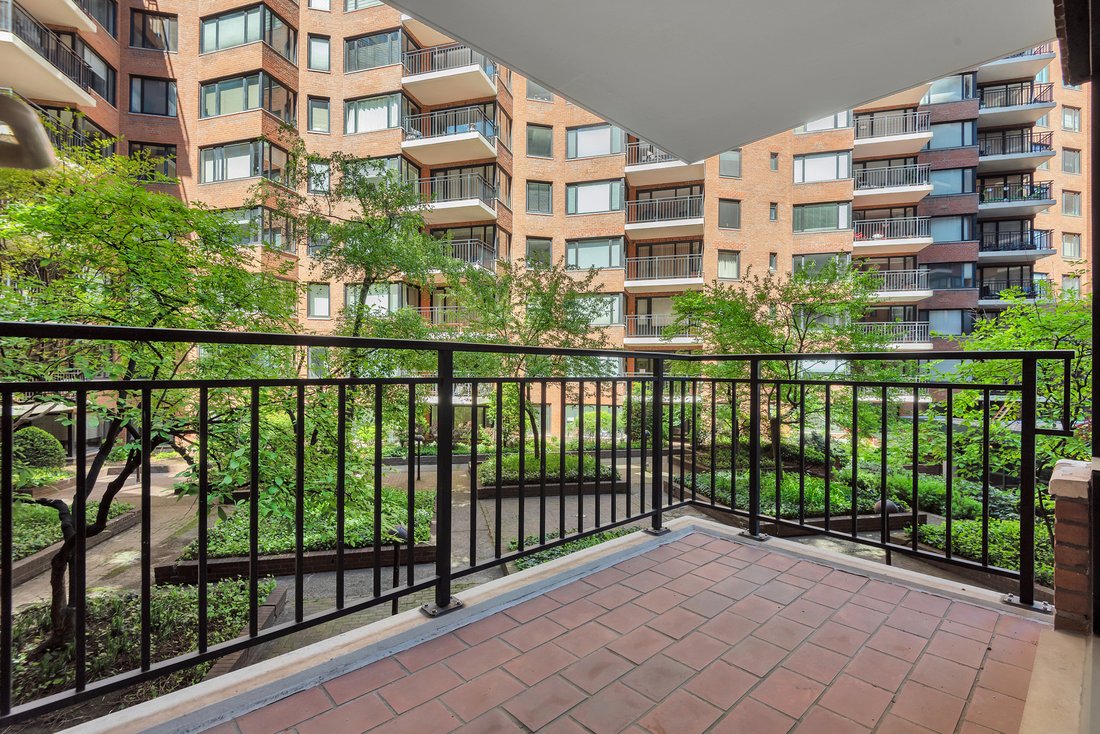 Co Op in New York, New York, United States 4 - 17862038