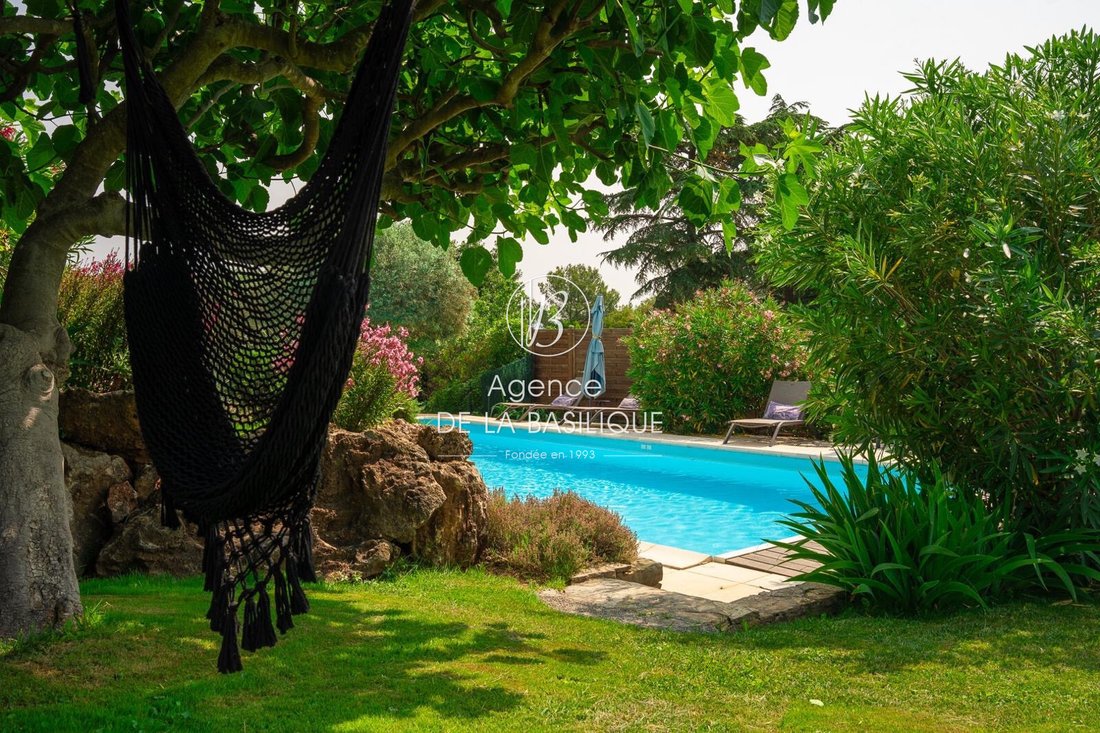 Villa in Centre Ville, Saint-Maximin-la-Sainte-Baume, France 5 - 17861055