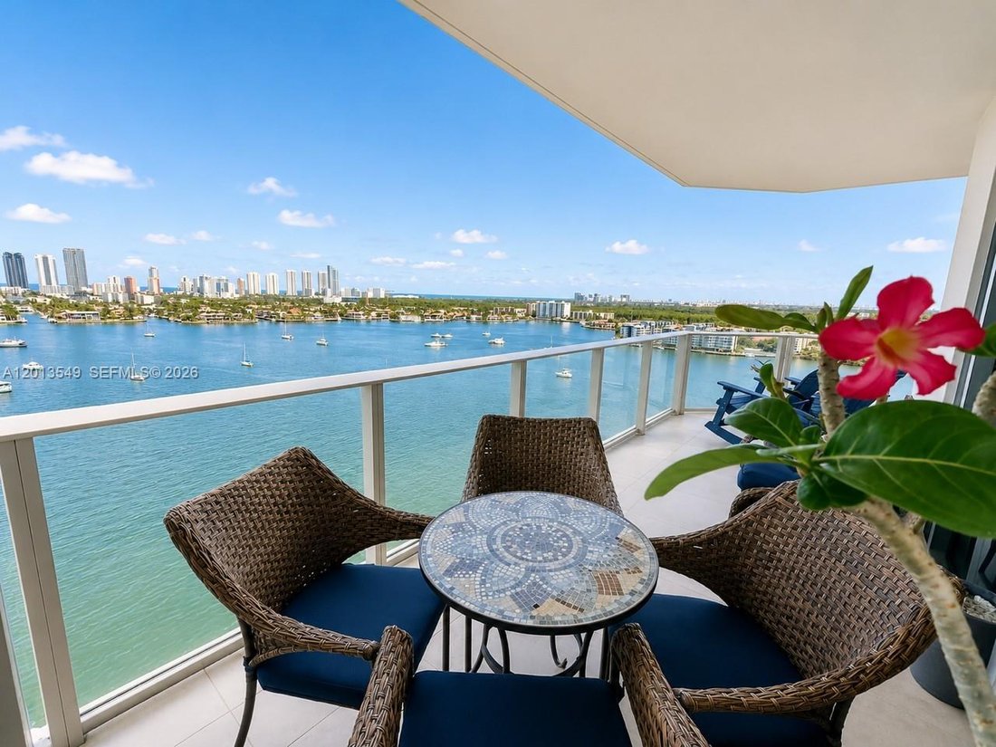 Condo in North Miami Beach, Florida, United States 1 - 17861125