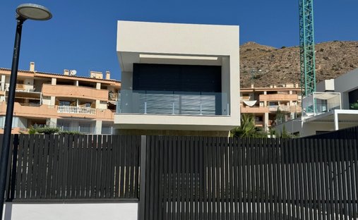 Villa in Finestrat, Valencian Community, Spain 1