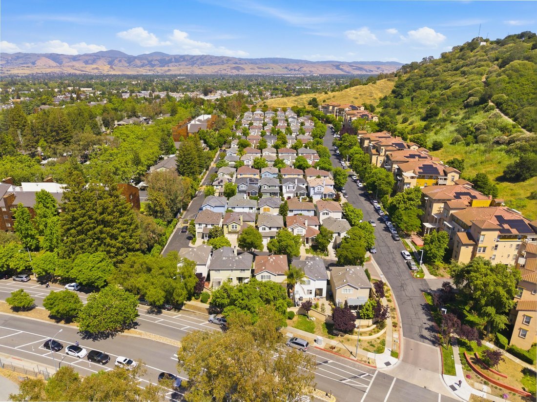 Condo in San Jose, California, United States 5 - 17863760