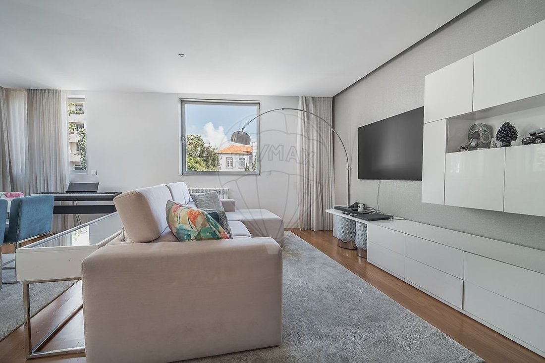 Apartment in Aldoar, Foz do Douro e Nevogilde, Porto District, Portugal 2 - 17862502