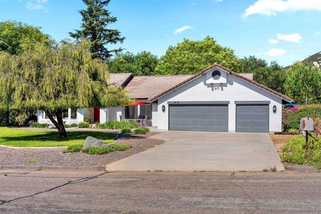 House in San Marcos, California, United States 2 - 17861569