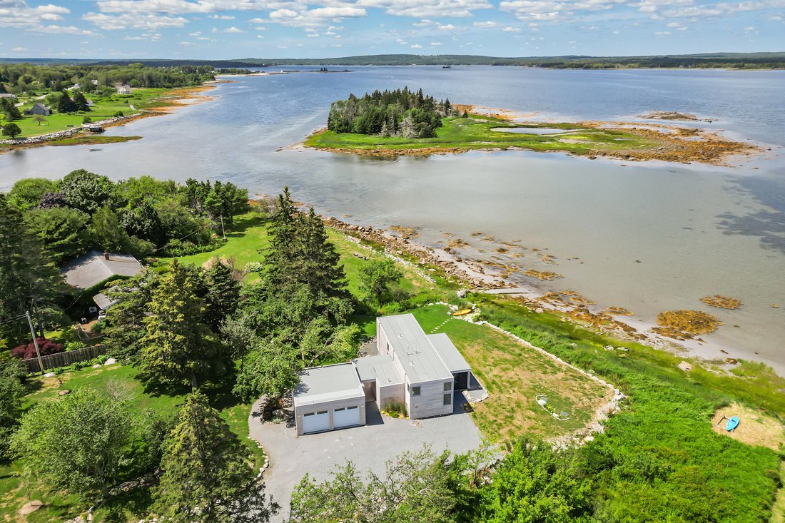 House in Port Medway, Nova Scotia, Canada 2 - 17861954