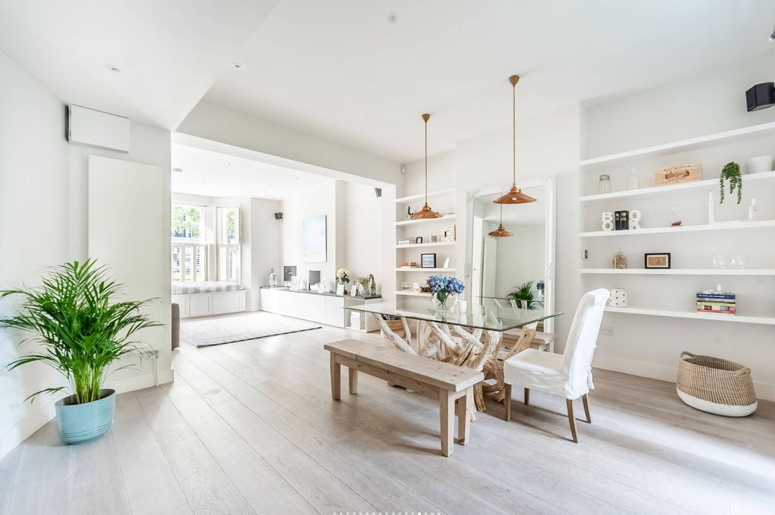 Apartment in World's End, Kensington And Chelsea, England 2 - 17860897