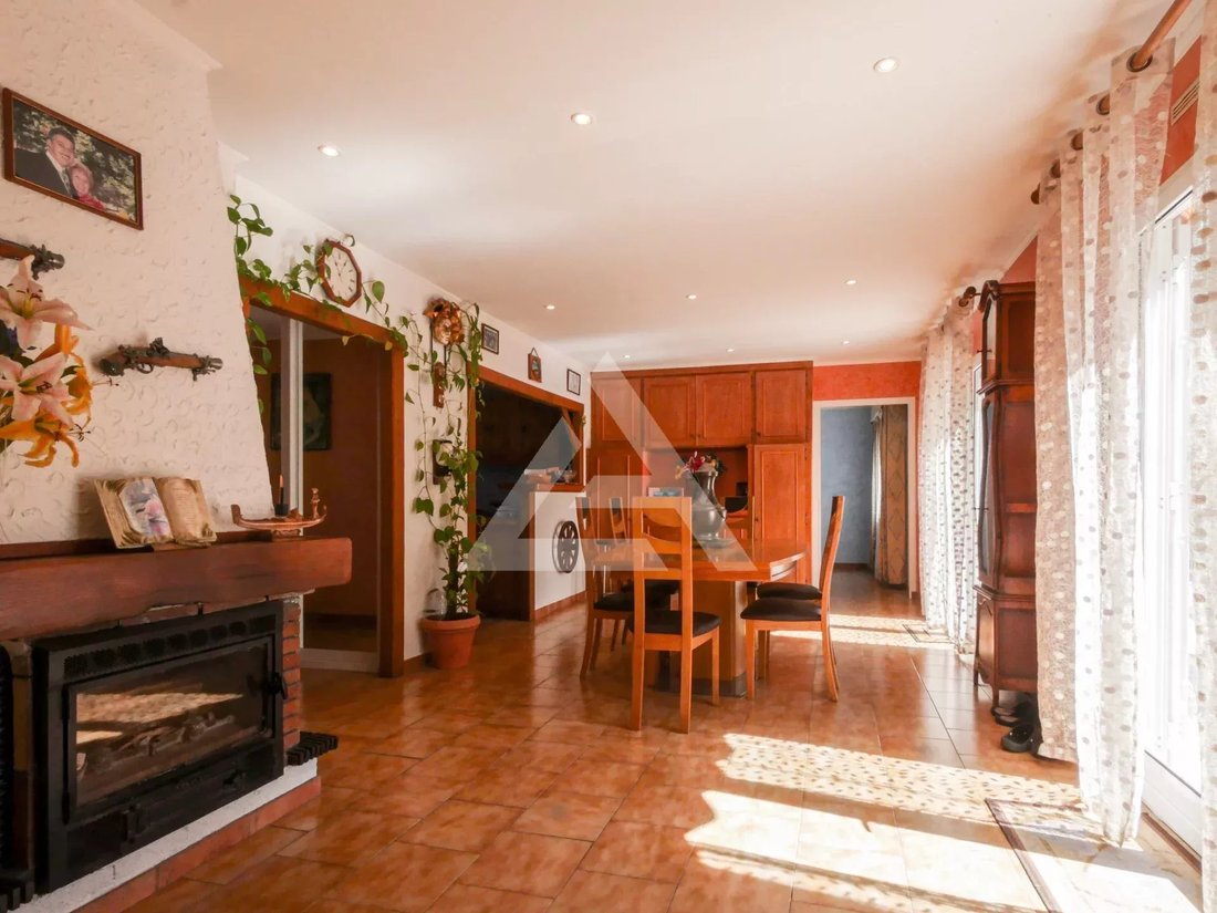 Villa in Sospel, Provence-Alpes-Côte d'Azur, France 4 - 17862835