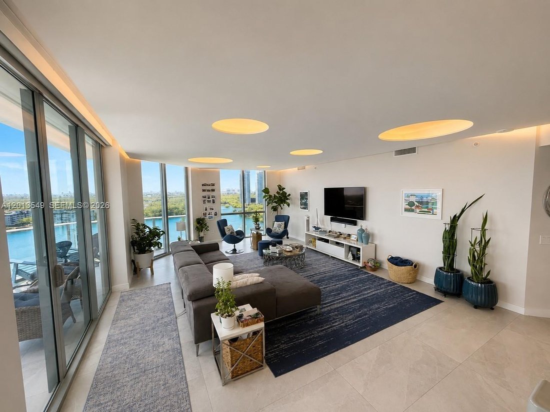 Condo in North Miami Beach, Florida, United States 2 - 17861125