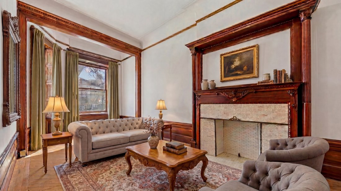 House in New York, New York, United States 1 - 17064219
