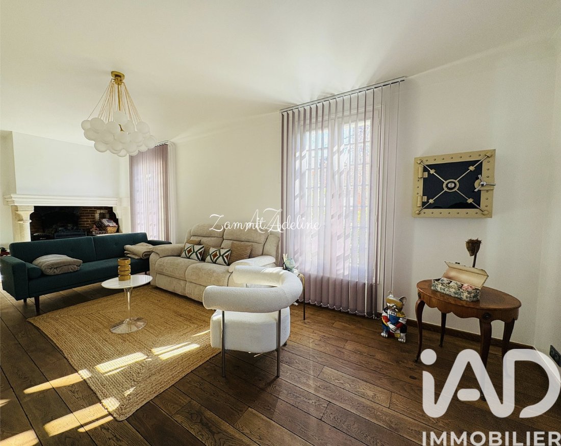 House in Aulnay-sous-Bois, Ile-de-France, France 1 - 17389856