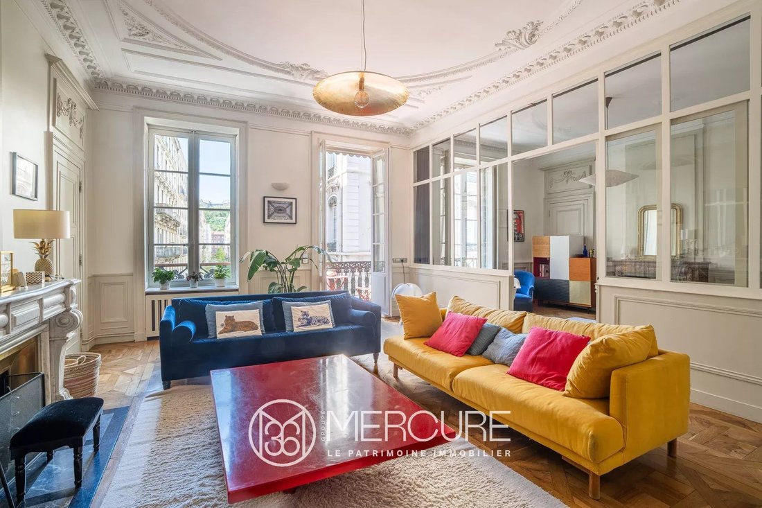 Apartment in Cordeliers-Célestins-Bourse, Lyon 2e Arrondissement, Lyon 3 - 17311377