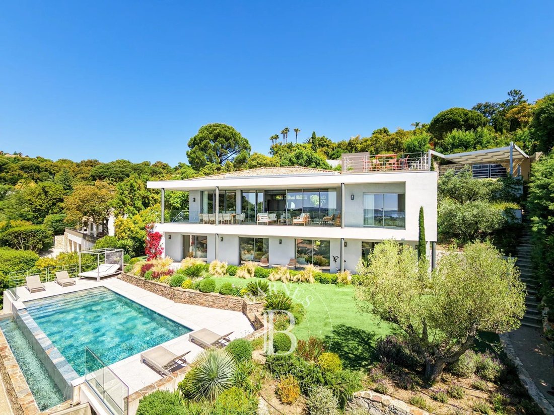 Villa in Nartelle-Noyer-Bellevue-bd des Sardinaux, Sainte-Maxime, France 2 - 15594062