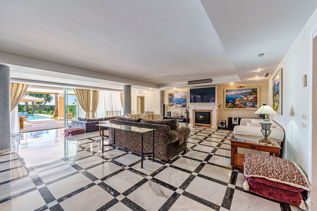 Villa in Estepona, Andalusia, Spain 5 - 17862924