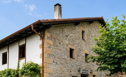 Villa in Ekialdea, Donostia-San Sebastian, Spain 1