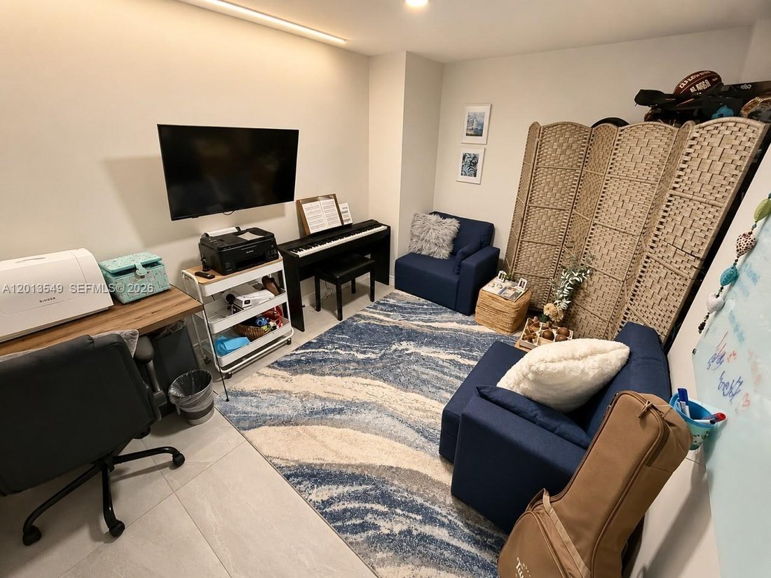 Condo in North Miami Beach, Florida, United States 5 - 17861125